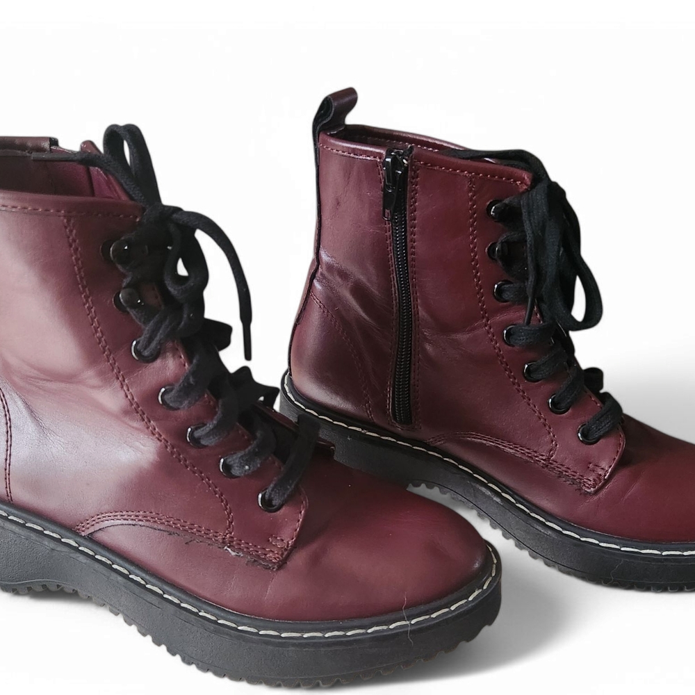 Beautiful, Size 6 Madden Girl Kickers, Burgundy And Black Ankle Boots.